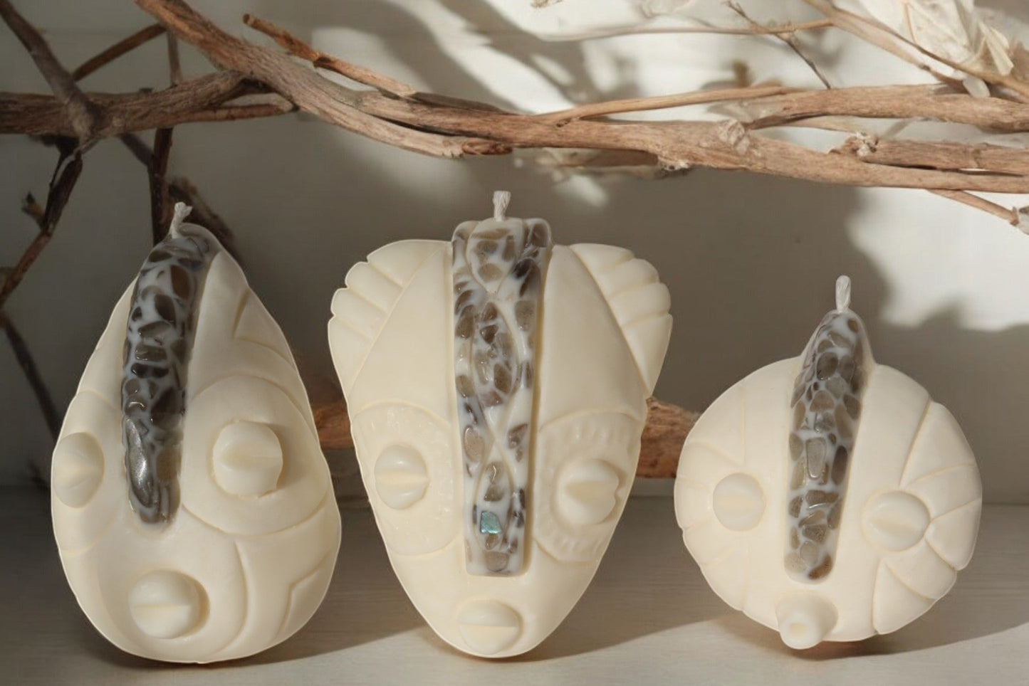 Coffret trio bougies KOBA, MAYELE et NAYA masques africains fait main en France avec pierres semi-précieuses de lithothérapie