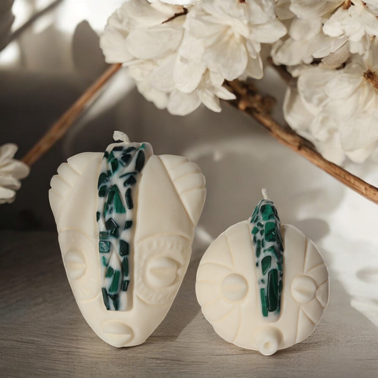 Coffret duo bougies KOBA et NAYA masques africains fait main en France avec pierres semi-précieuses de lithothérapie